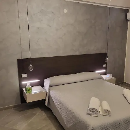 Pensjonat Casa Dello Stretto 4*